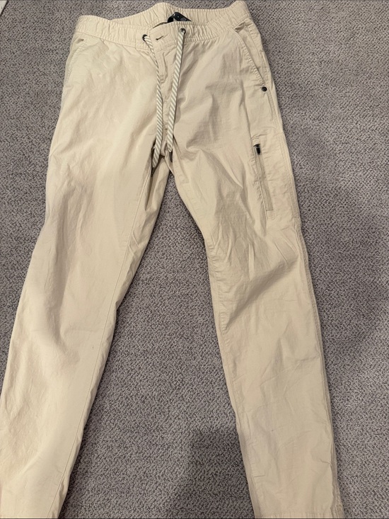 Vuori Pants - Vuori Lightweight Pants - khaki - like new